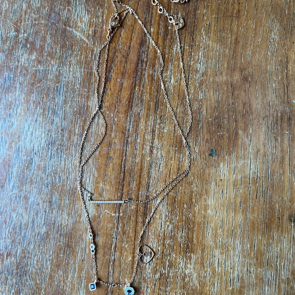 Swarovski Glowing Necklace Oval Key Set // Like New!! - Picture 5 of 5